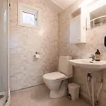 Yttersia Base Hotell