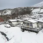 Hotell Yttersia Base *
