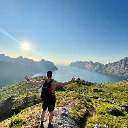 Yttersia Base * Senja