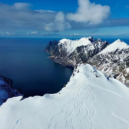 Yttersia Base * Senja