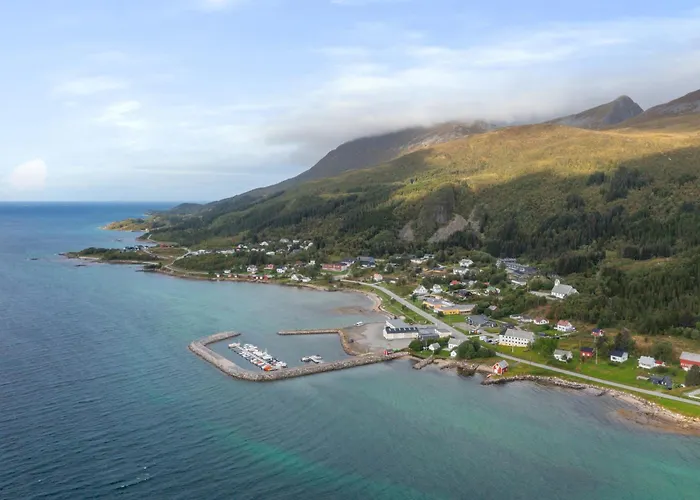 Szálloda Yttersia Base Senja