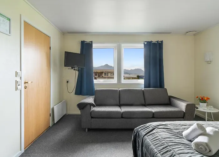 Hotel Yttersia Base Senja