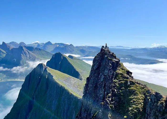 Hotel Yttersia Base *