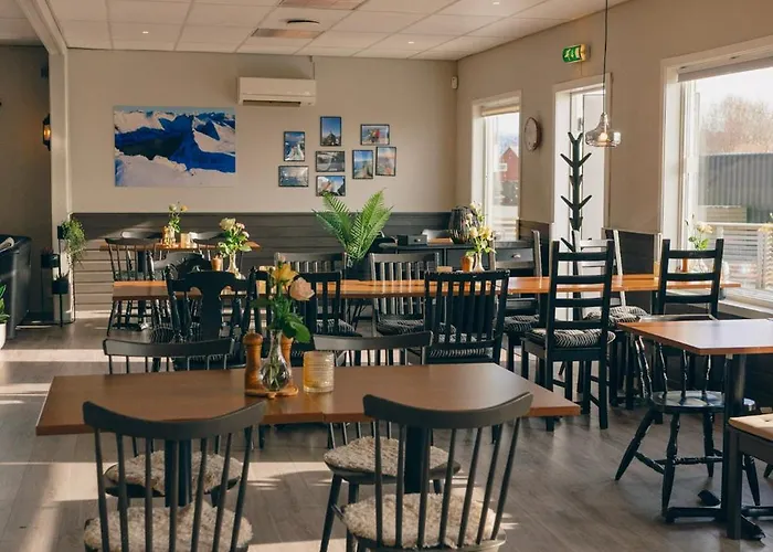 Yttersia Base Hotel